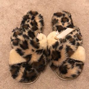 New slippers leopard